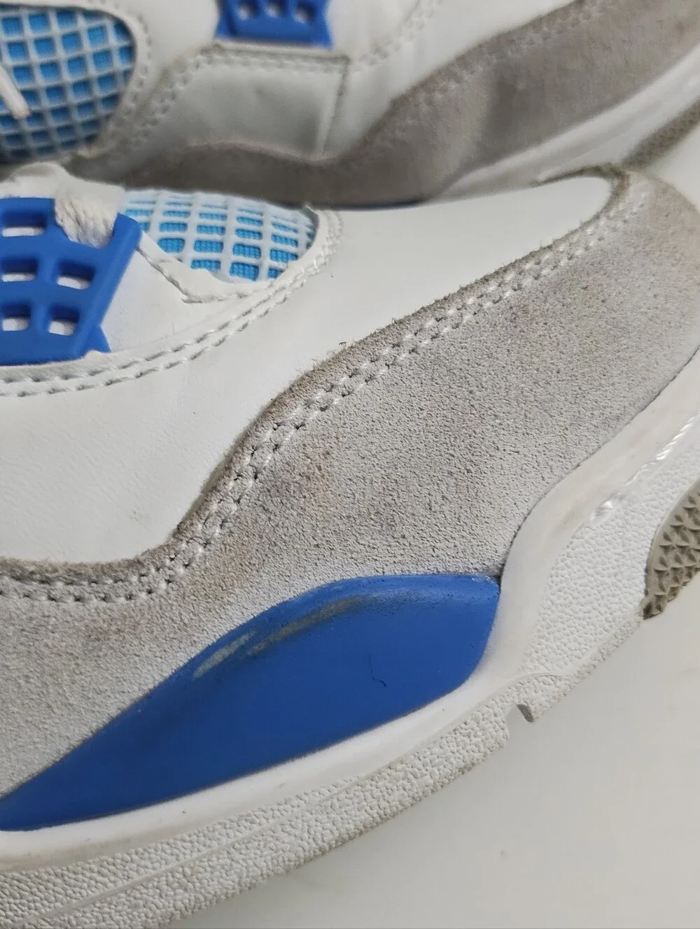 Size 9 - Air Jordan 4 Retro 2024 Military Blue